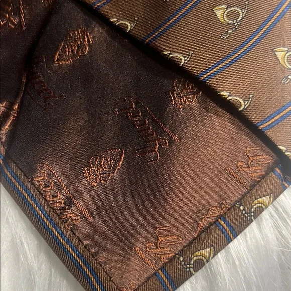 Gucci Hunting Horns Brown Patterned Men's Tie 3.5” W Stripe - Picture 5 of 12